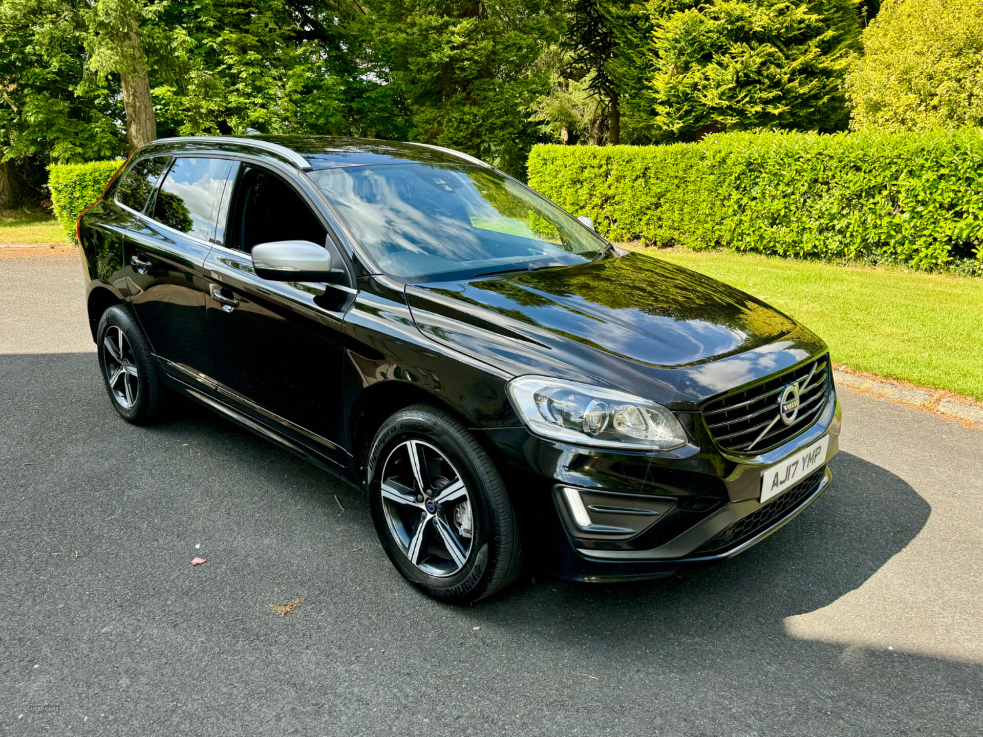 Jul 2017 Volvo XC60 D5 [220] R DESIGN Lux Nav 5dr AWD Geartronic