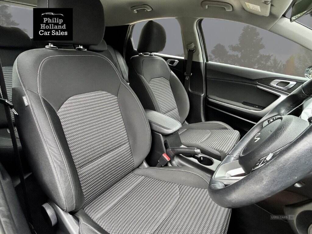 Jun 2022 Kia XCeed 1.0T GDi ISG 2 5dr