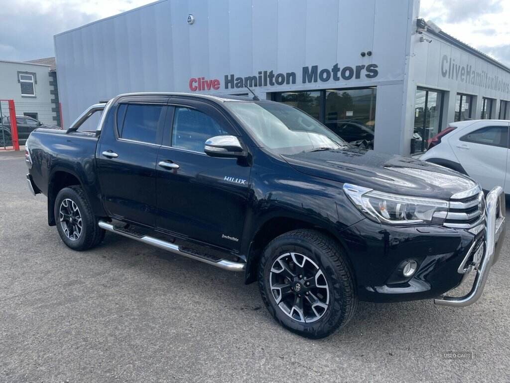 Sep 2017 Toyota Hi-lux Invincible X D/Cab Pick Up 2.4 D-4D