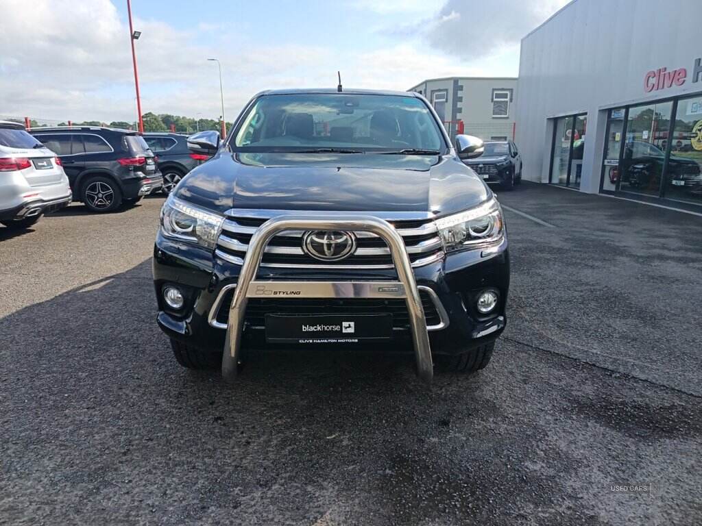 Sep 2017 Toyota Hi-lux Invincible X D/Cab Pick Up 2.4 D-4D