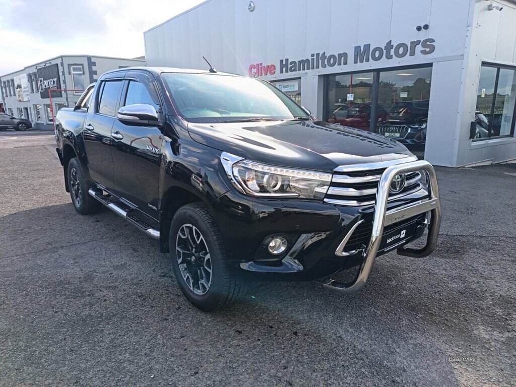 Sep 2017 Toyota Hi-lux Invincible X D/Cab Pick Up 2.4 D-4D