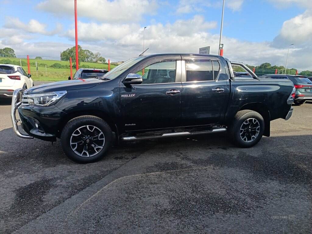 Sep 2017 Toyota Hi-lux Invincible X D/Cab Pick Up 2.4 D-4D