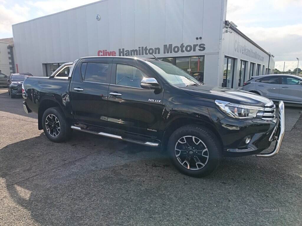 Sep 2017 Toyota Hi-lux Invincible X D/Cab Pick Up 2.4 D-4D
