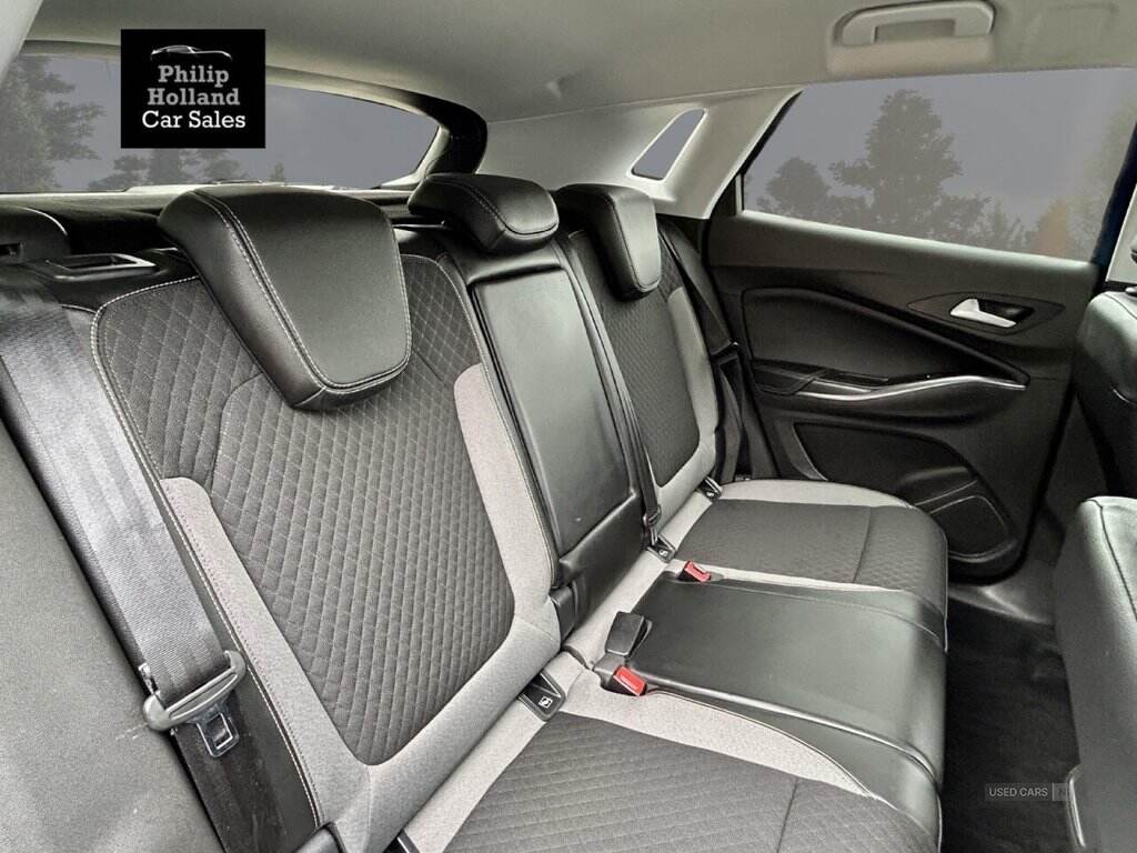 Feb 2021 Vauxhall Grandland X 1.2 Turbo Business Edition Nav 5dr