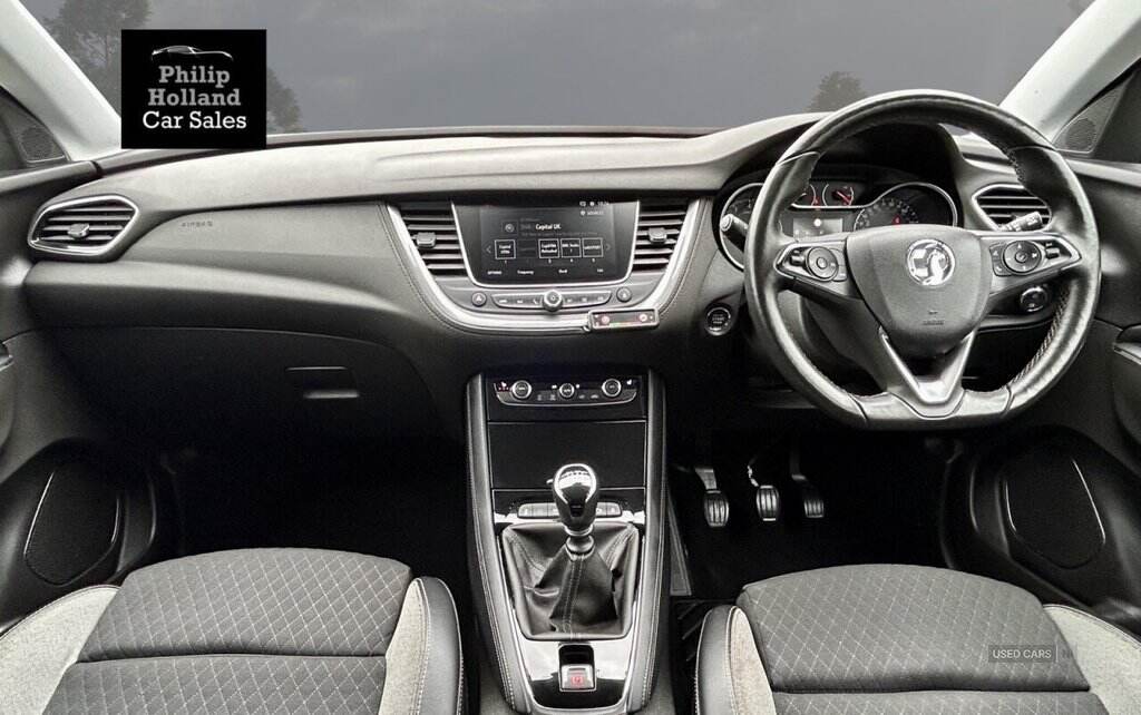Feb 2021 Vauxhall Grandland X 1.2 Turbo Business Edition Nav 5dr
