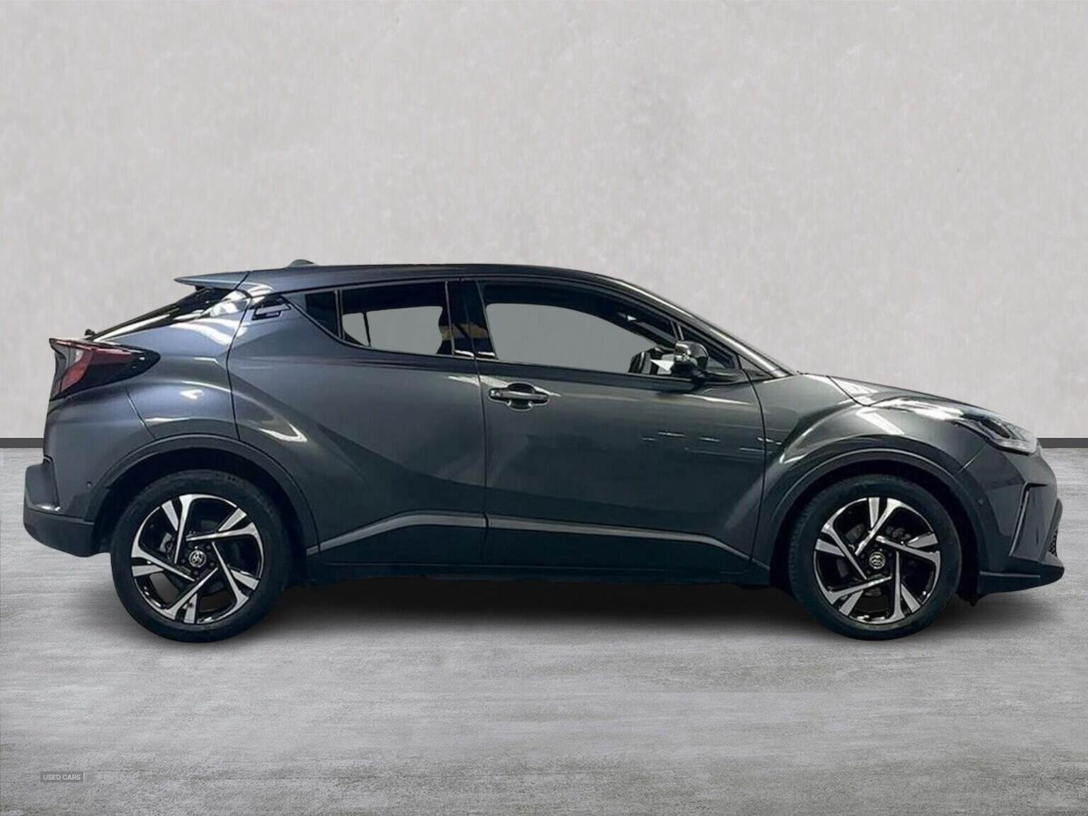 May 2023 Toyota C-HR 1.8 Hybrid Design 5Dr Cvt
