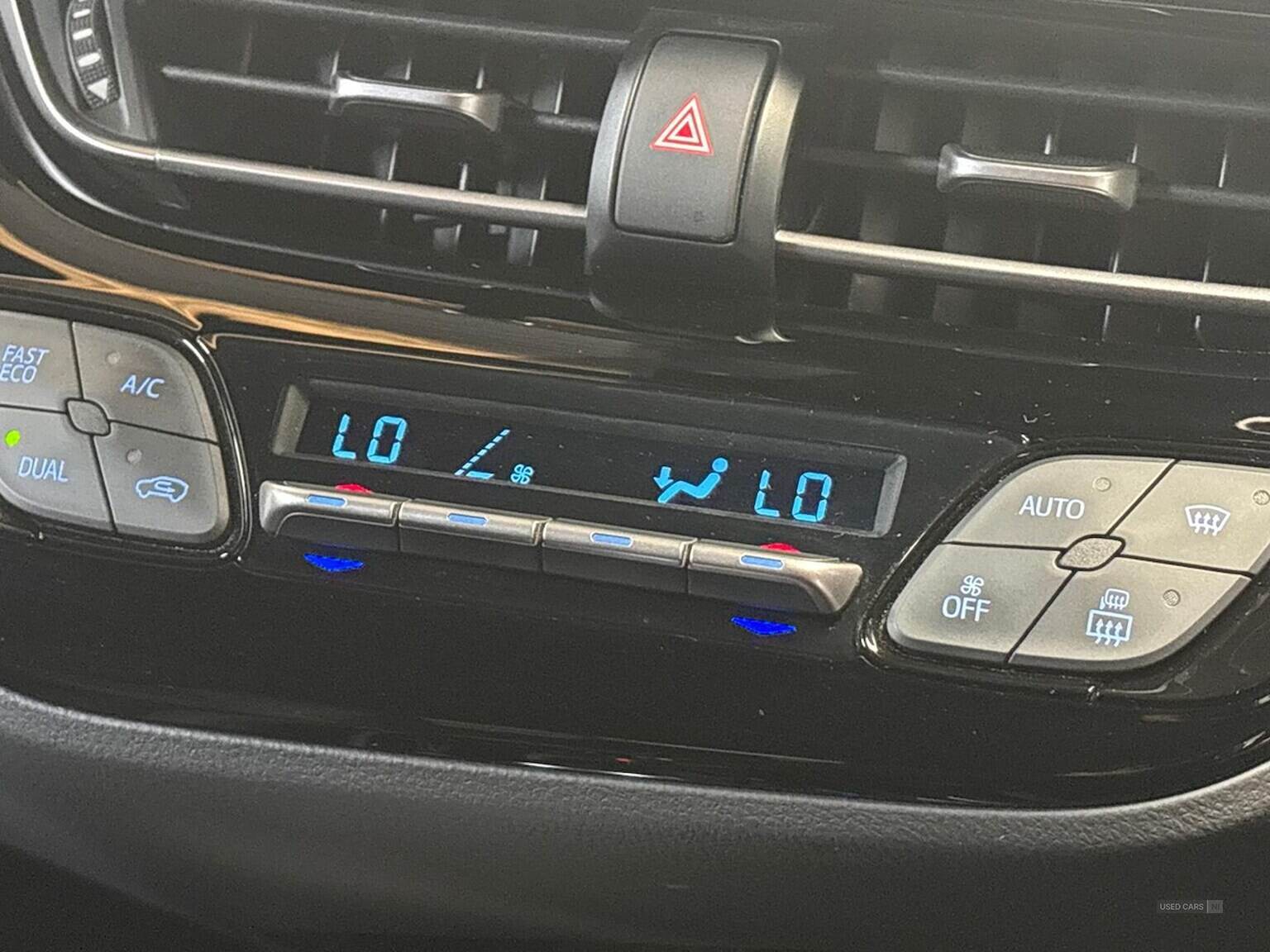 May 2023 Toyota C-HR 1.8 Hybrid Design 5Dr Cvt