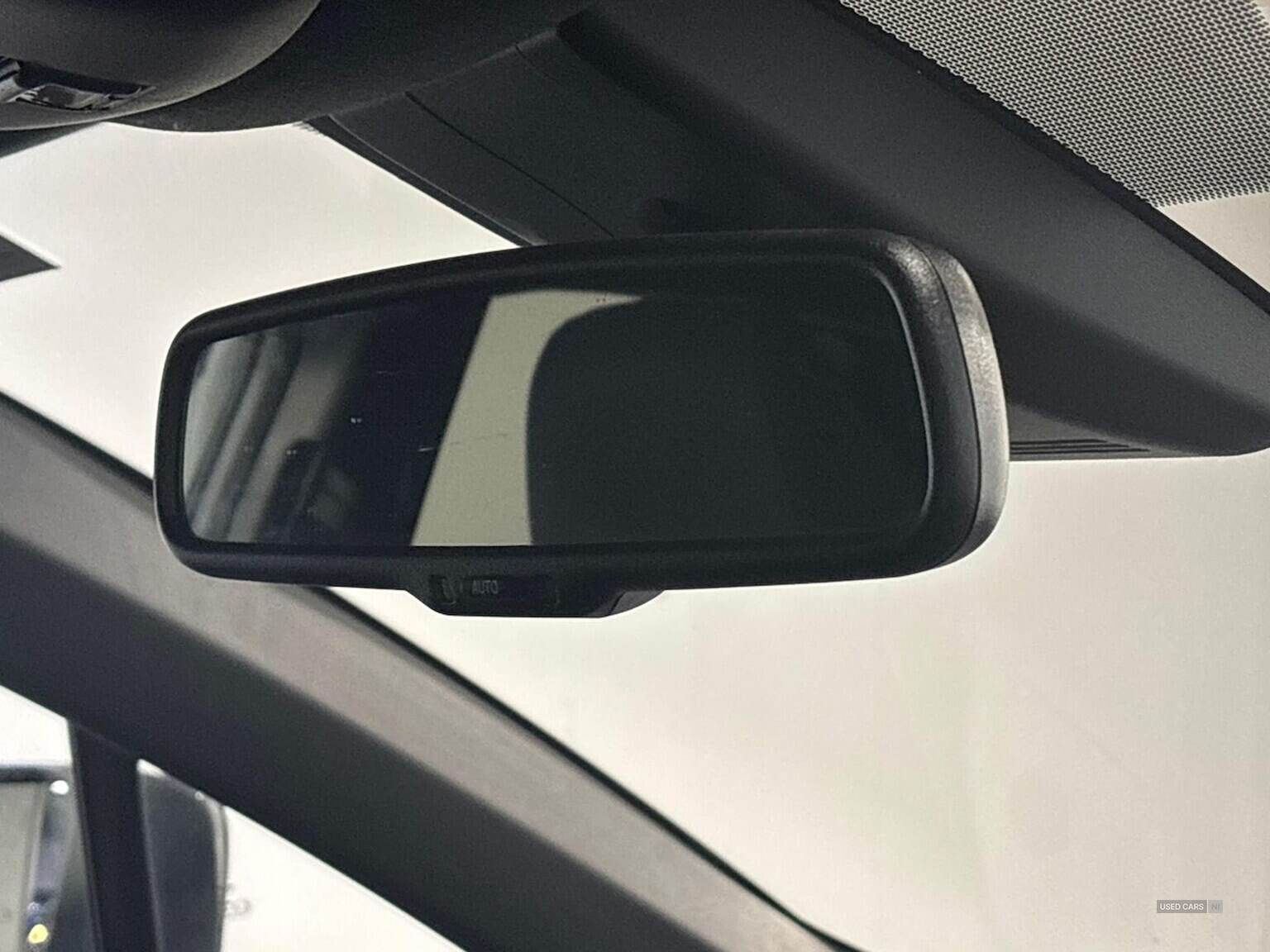 May 2023 Toyota C-HR 1.8 Hybrid Design 5Dr Cvt