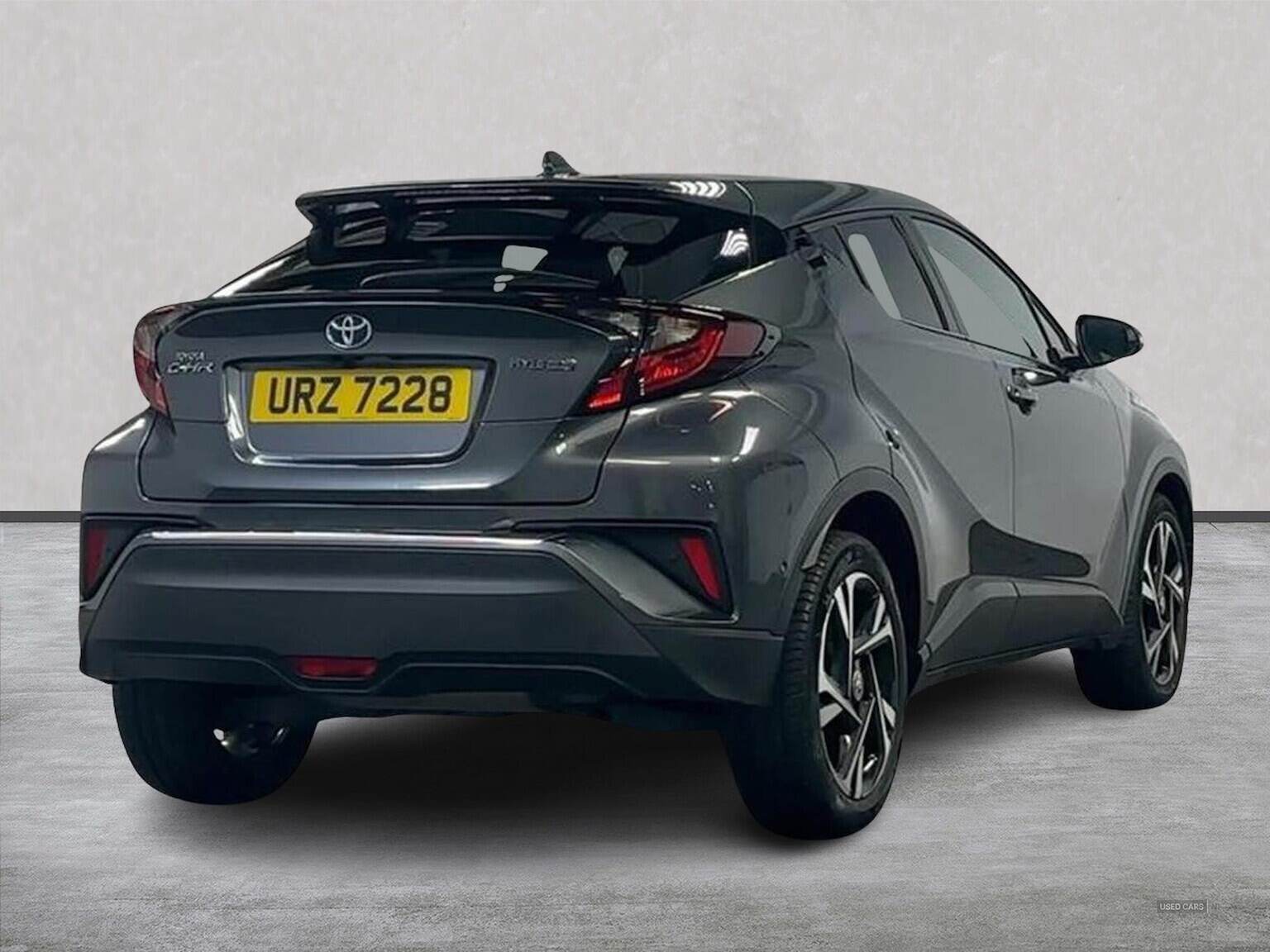 May 2023 Toyota C-HR 1.8 Hybrid Design 5Dr Cvt