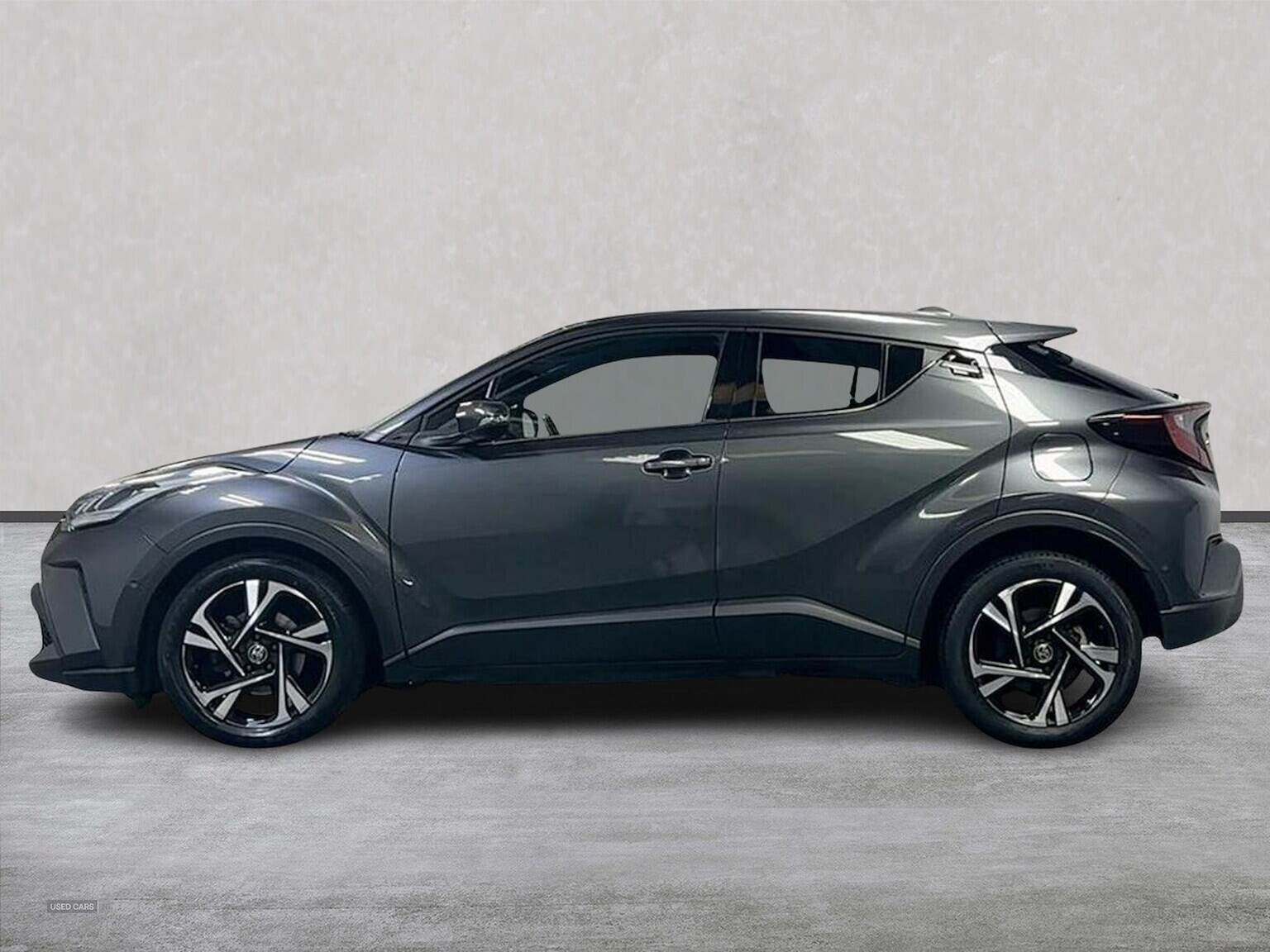 May 2023 Toyota C-HR 1.8 Hybrid Design 5Dr Cvt
