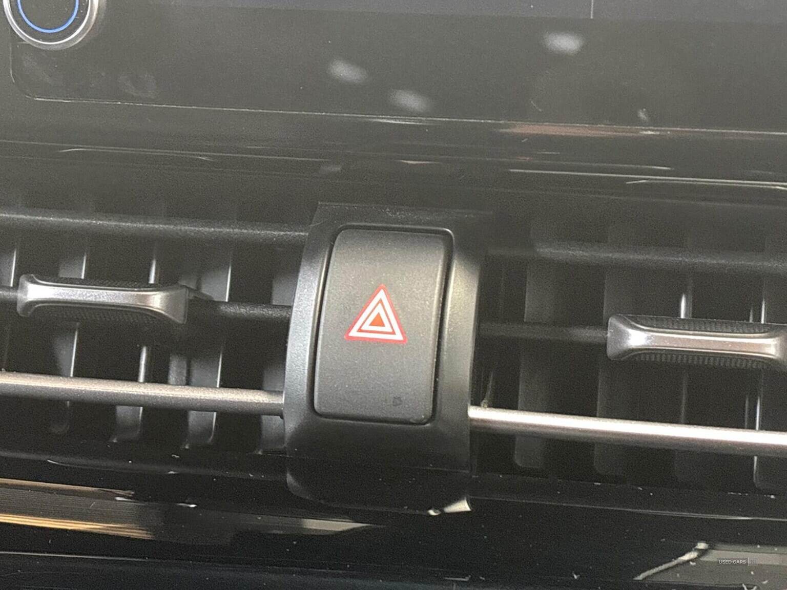 May 2023 Toyota C-HR 1.8 Hybrid Design 5Dr Cvt