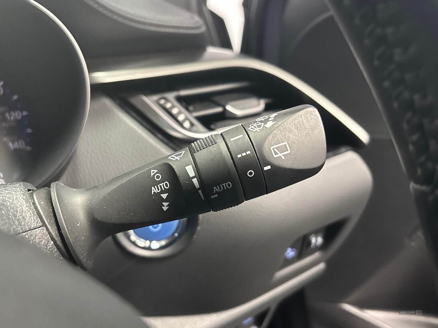 May 2023 Toyota C-HR 1.8 Hybrid Design 5Dr Cvt