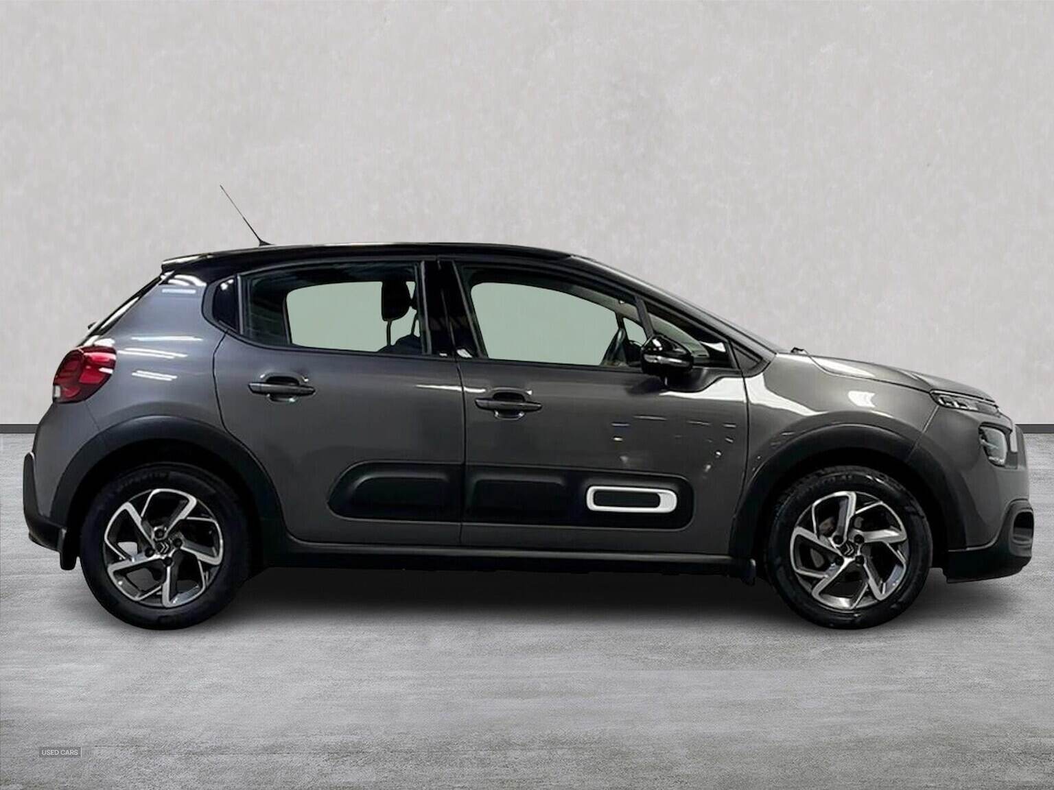Apr 2021 Citroen C3 1.2 Puretech Flair 5Dr