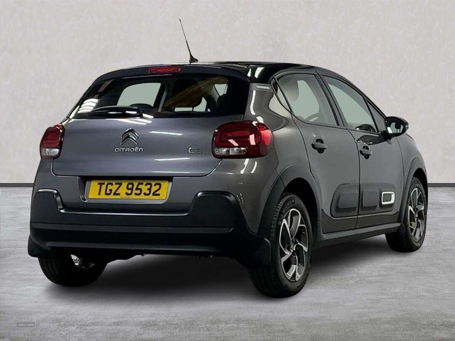 Apr 2021 Citroen C3 1.2 Puretech Flair 5Dr