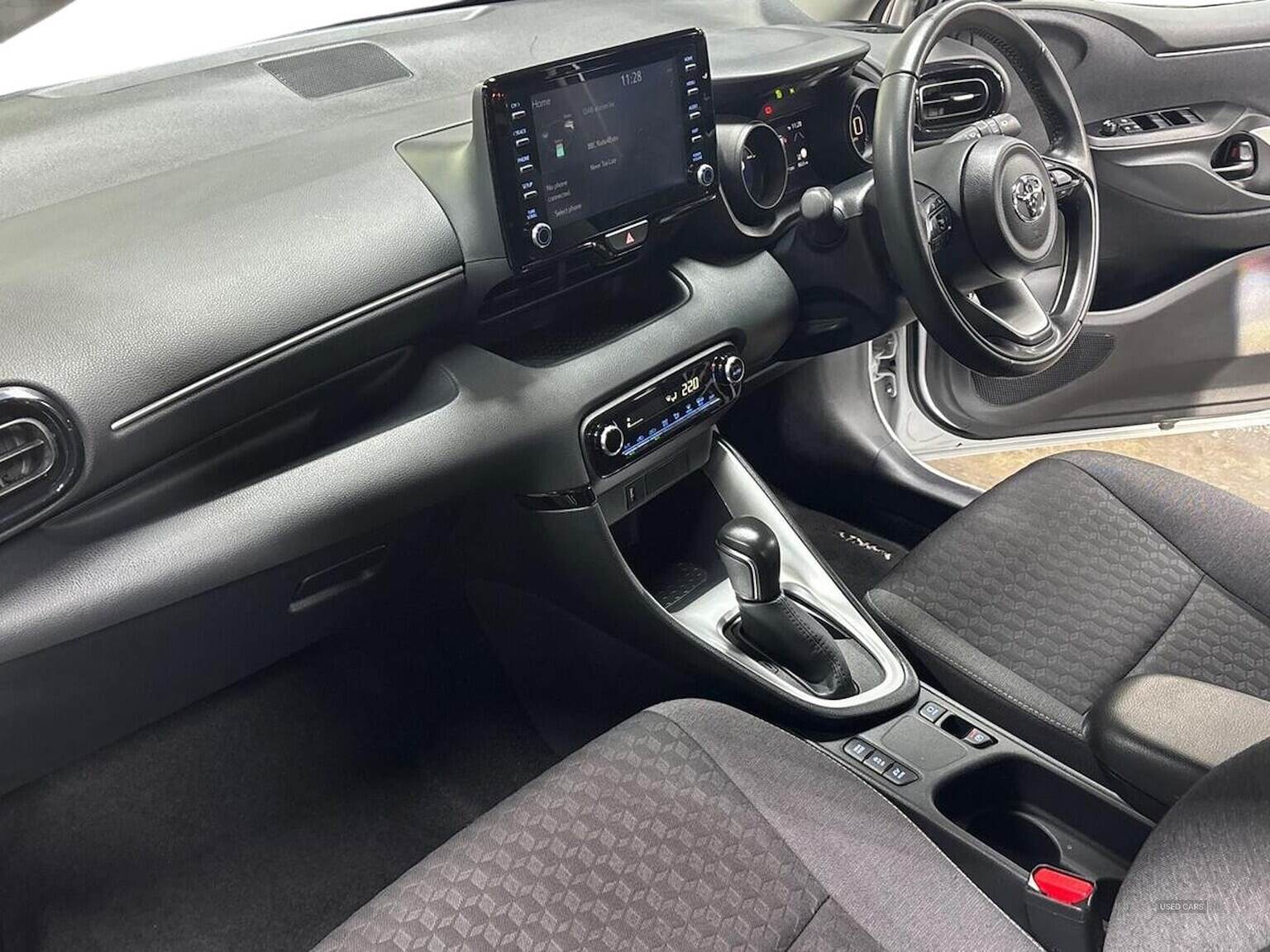 Mar 2023 Toyota Yaris 1.5 Hybrid Design 5Dr Cvt