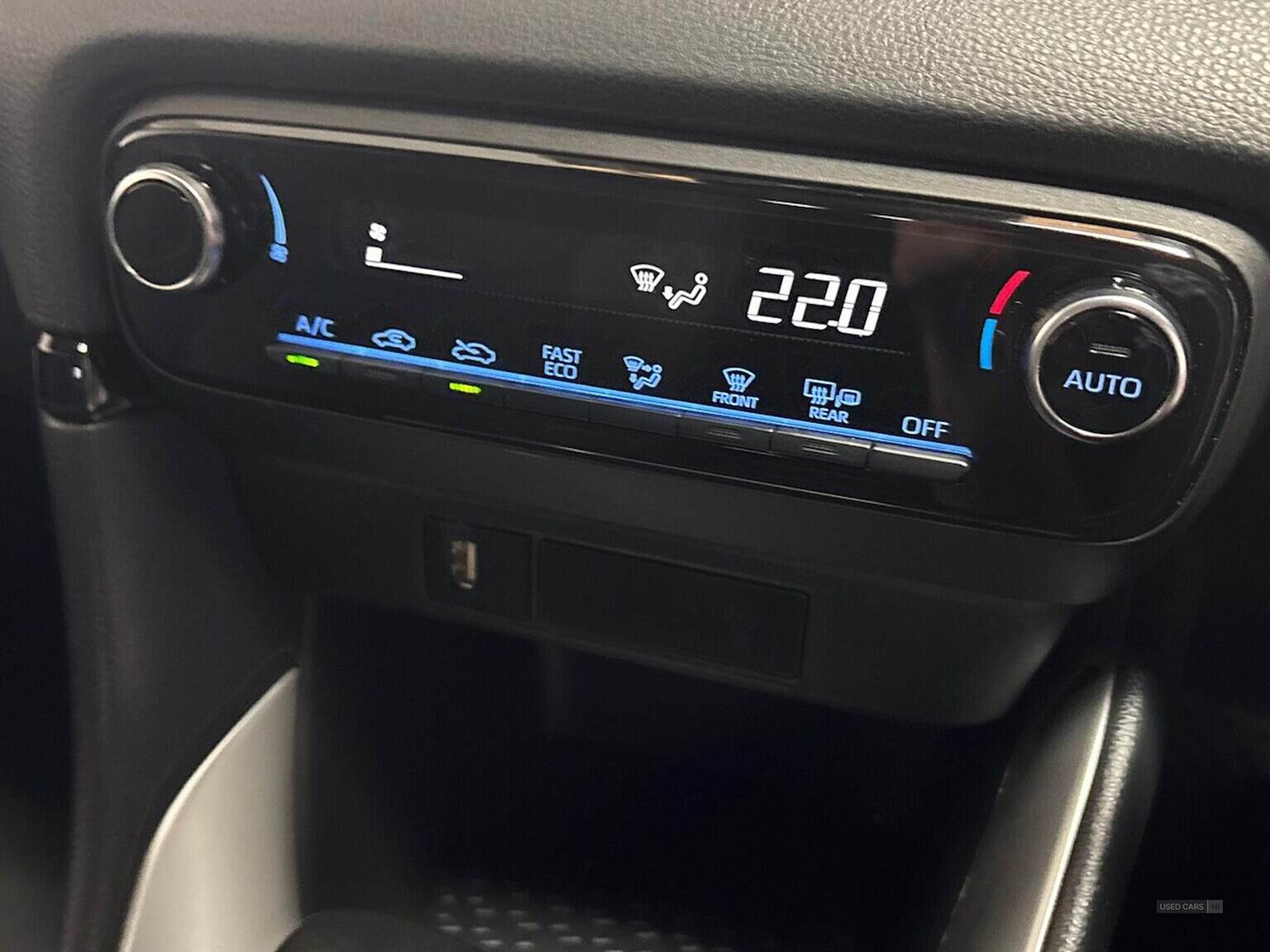 Mar 2023 Toyota Yaris 1.5 Hybrid Design 5Dr Cvt