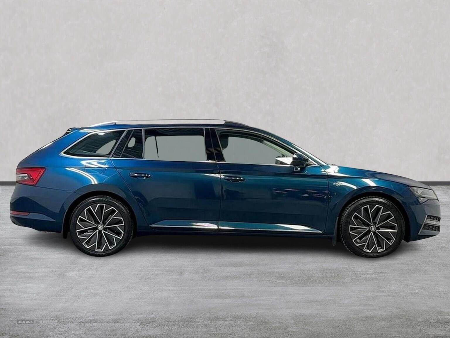 Jul 2022 Skoda Superb 2.0 Tsi 280 Laurin + Klement 4X4 5Dr Dsg