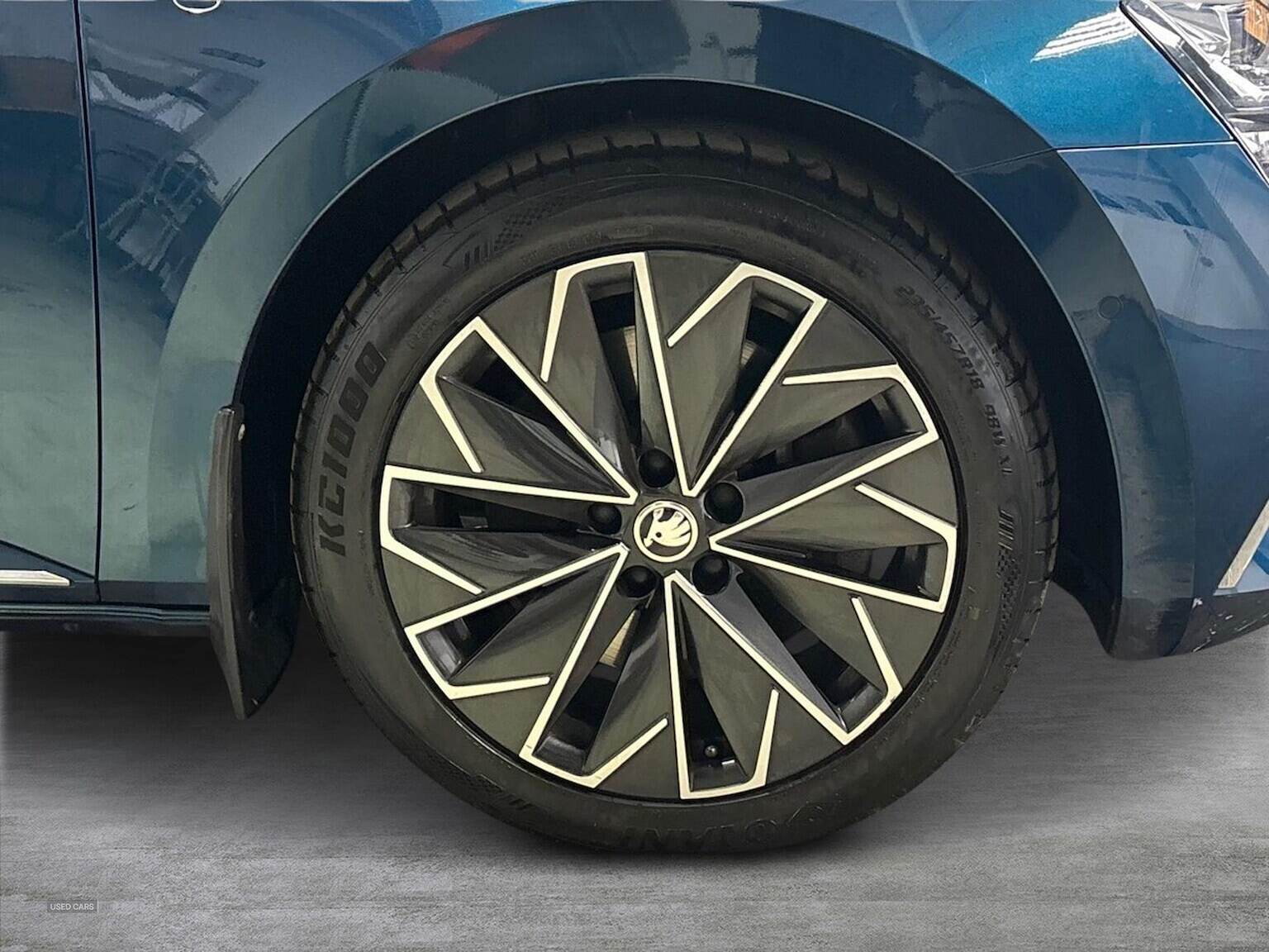 Jul 2022 Skoda Superb 2.0 Tsi 280 Laurin + Klement 4X4 5Dr Dsg