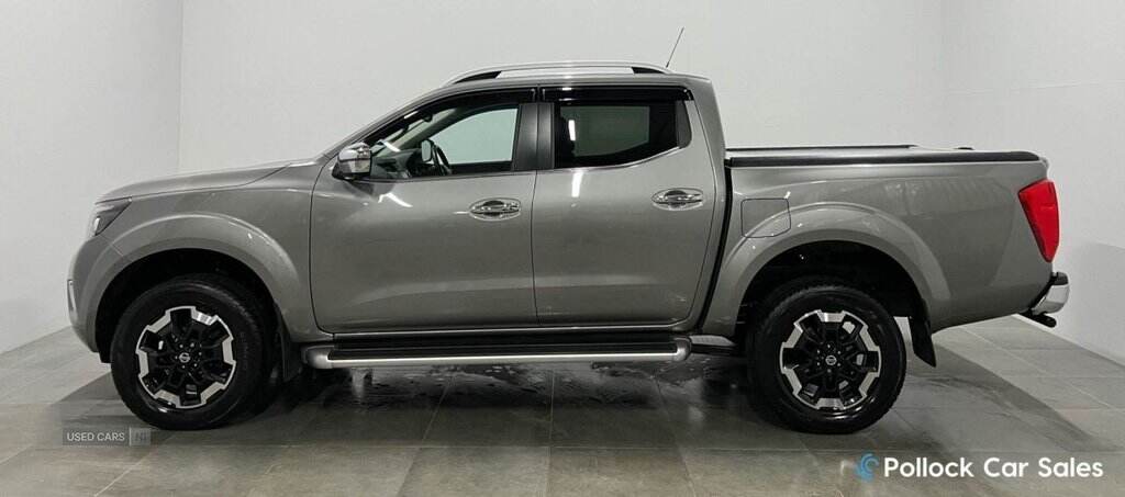 Dec 2021 Nissan Navara Double Cab Pick Up Tekna 2.3dCi 190 TT 4WD Auto
