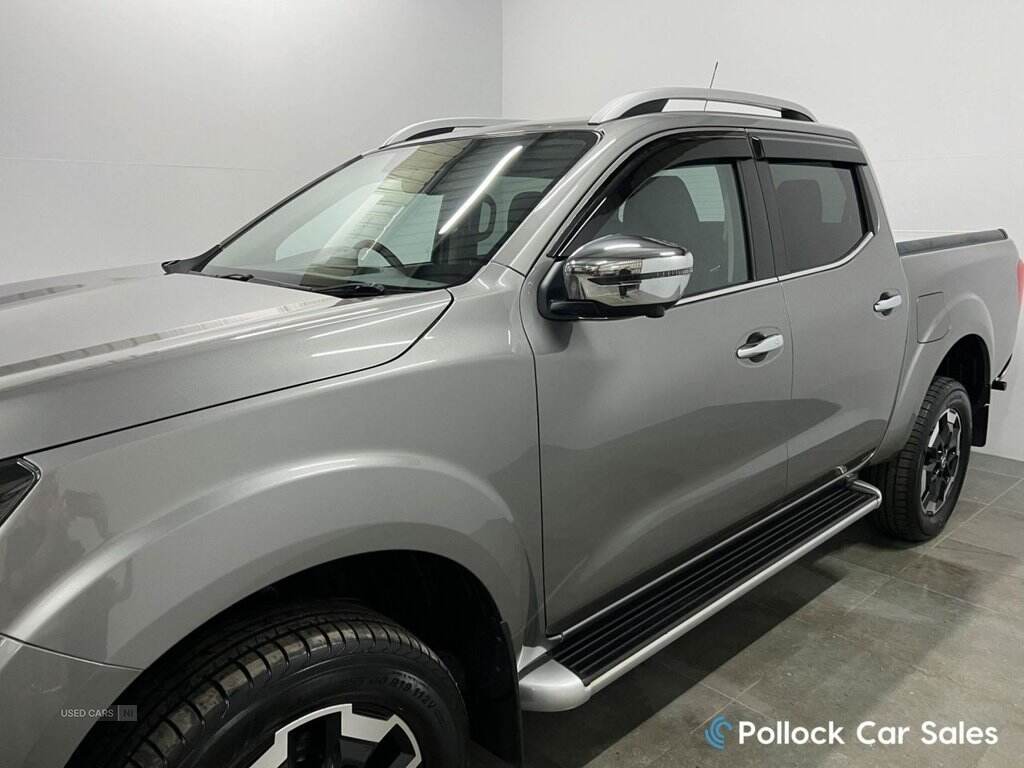 Dec 2021 Nissan Navara Double Cab Pick Up Tekna 2.3dCi 190 TT 4WD Auto