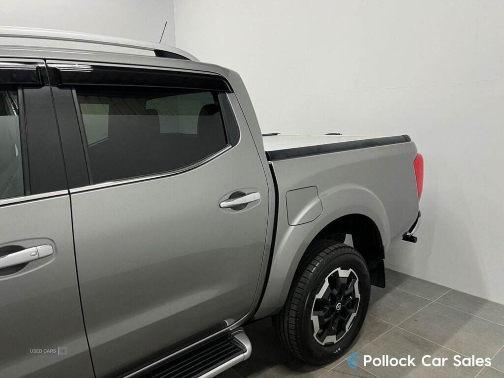 Dec 2021 Nissan Navara Double Cab Pick Up Tekna 2.3dCi 190 TT 4WD Auto