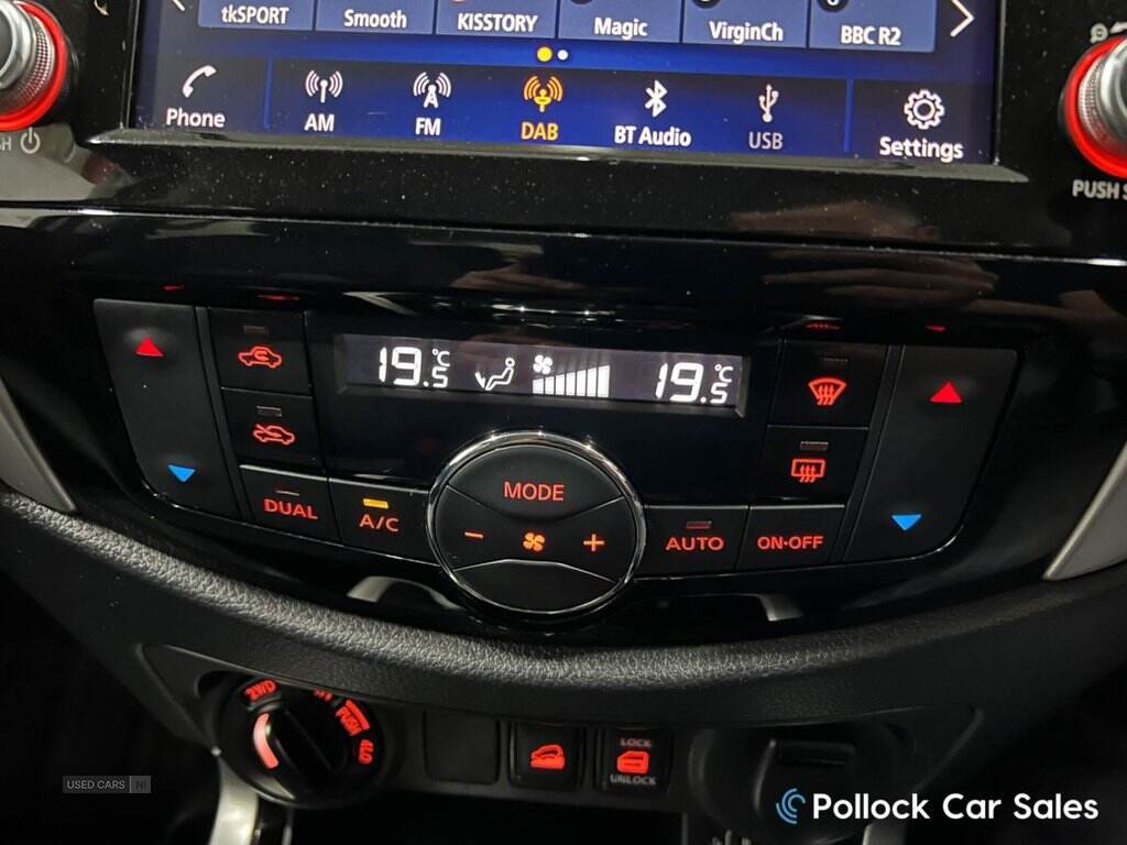 Dec 2021 Nissan Navara Double Cab Pick Up Tekna 2.3dCi 190 TT 4WD Auto