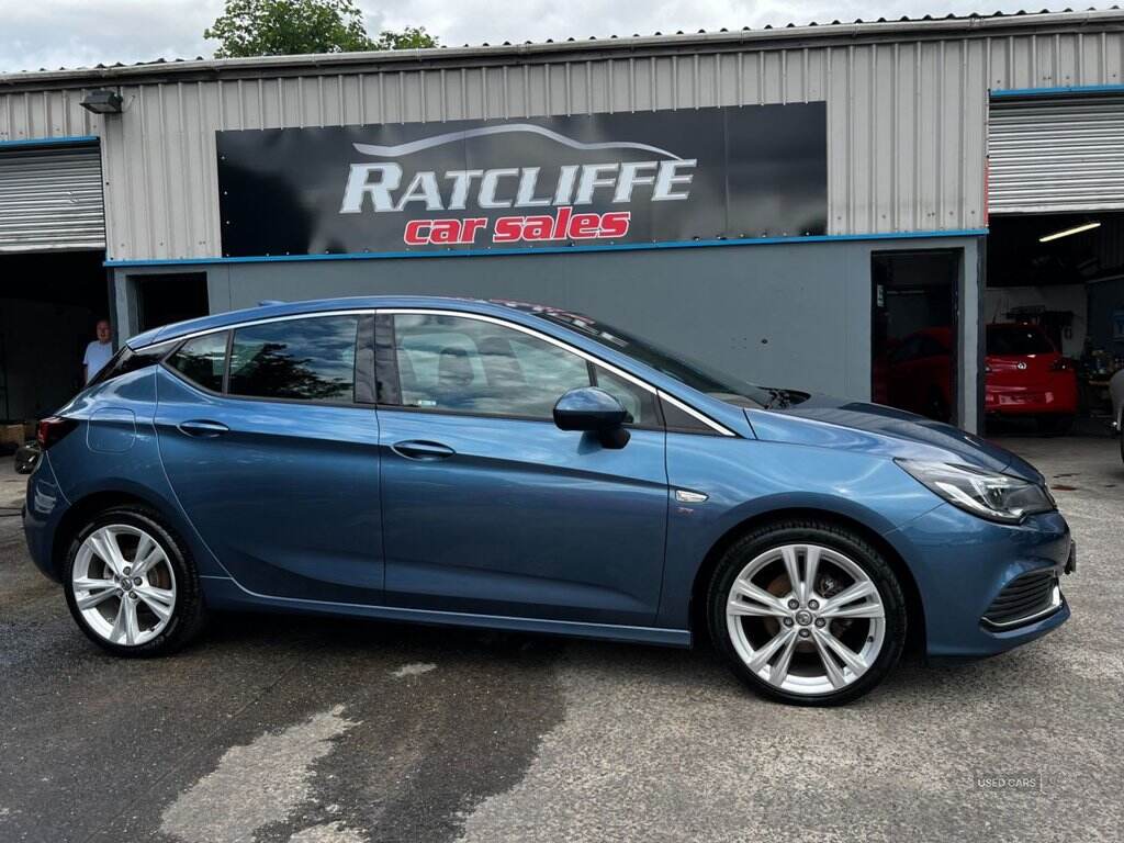 Jun 2017 Vauxhall Astra 1.4T 16V 150 SRi Vx-line Nav 5dr