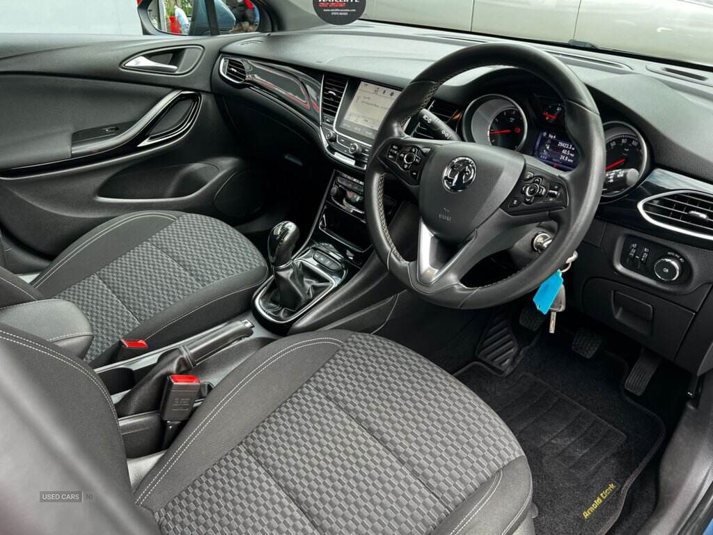 Jun 2017 Vauxhall Astra 1.4T 16V 150 SRi Vx-line Nav 5dr