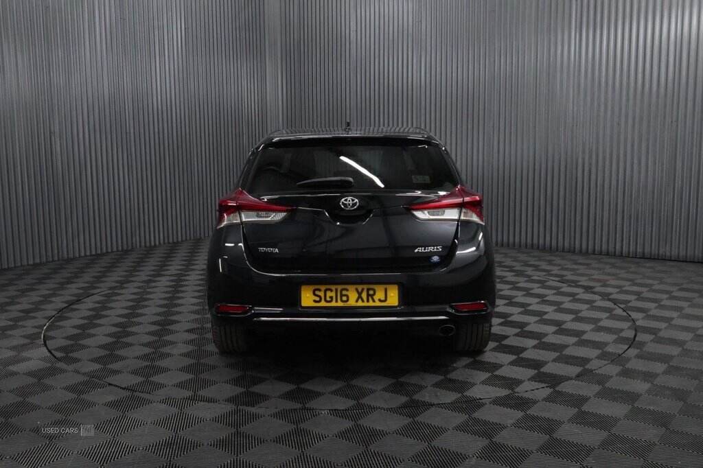 Mar 2016 Toyota Auris 1.6 D-4D Design 5dr