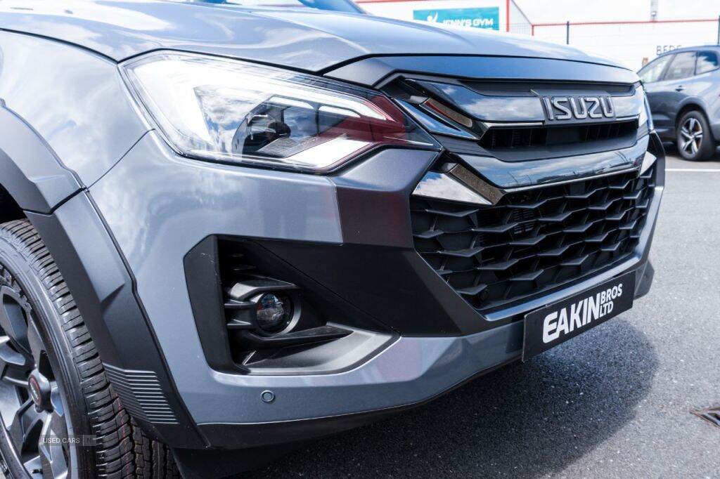  2025 Isuzu D-Max Limited Edition Steel