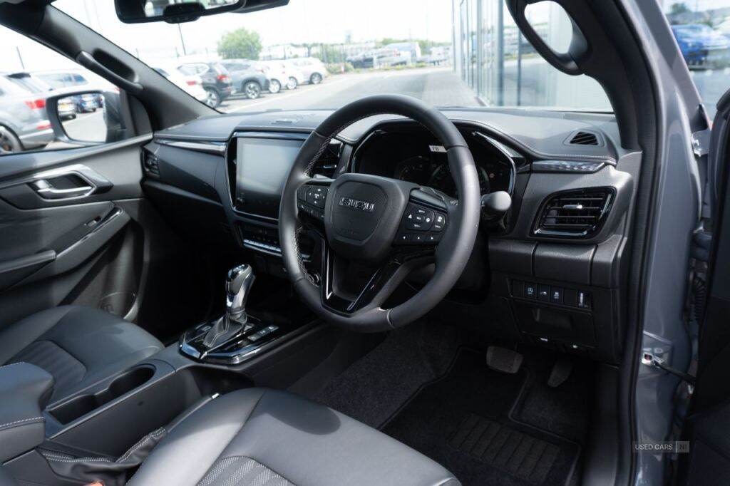  2025 Isuzu D-Max Limited Edition Steel