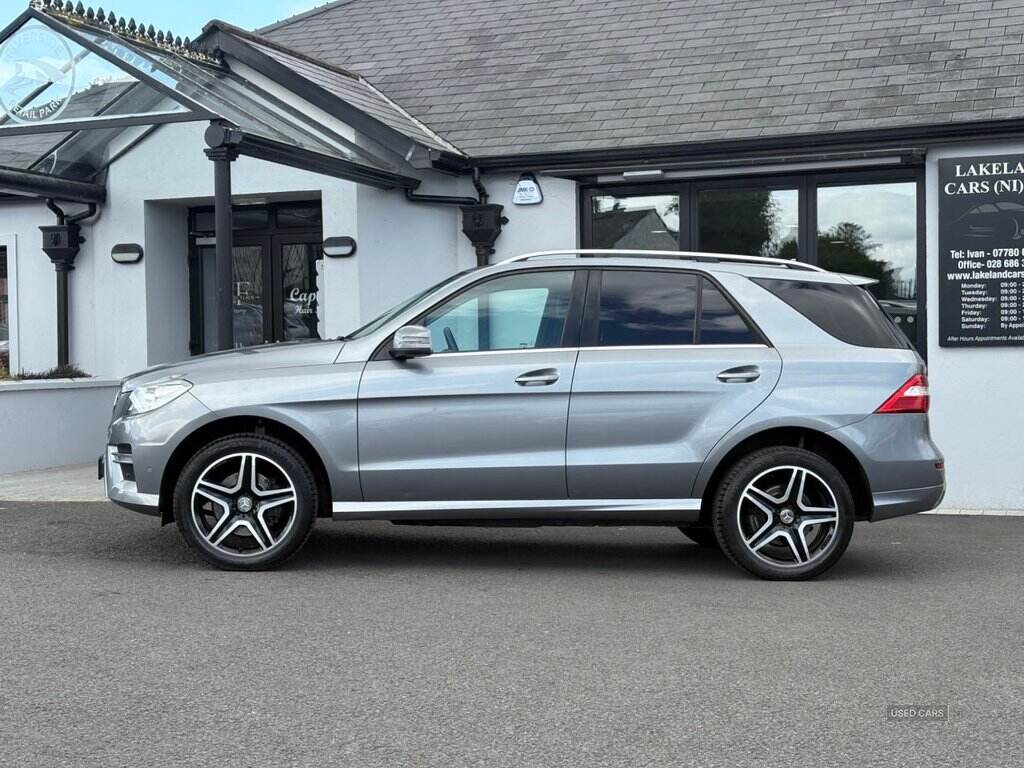 Oct 2012 Mercedes-Benz M-Class ML350 CDi BlueTEC Sport 5dr Auto