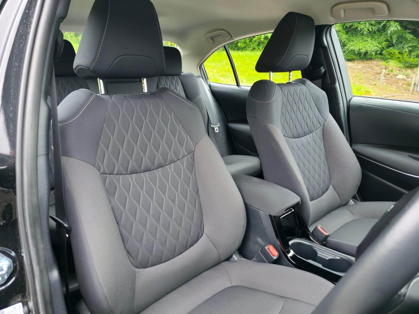  2022 Toyota Corolla 1.8 VVT-h Icon Tech CVT Euro 6 (s/s) 4dr