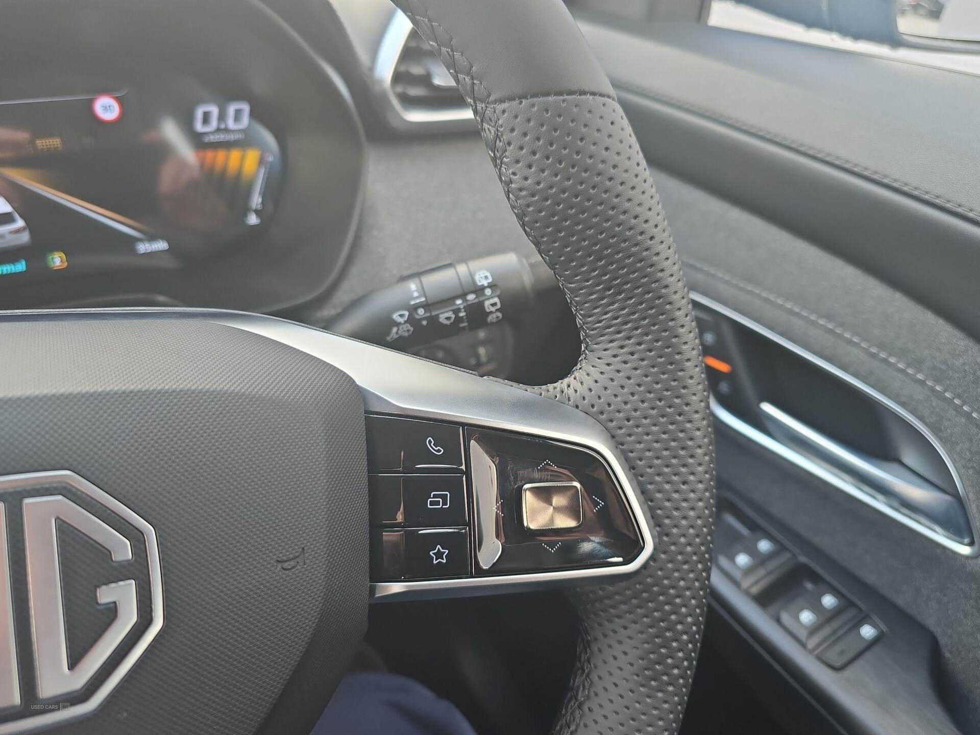 Mar 2025 MG MG ZS 1.5 Hybrid+ SE 5dr Auto