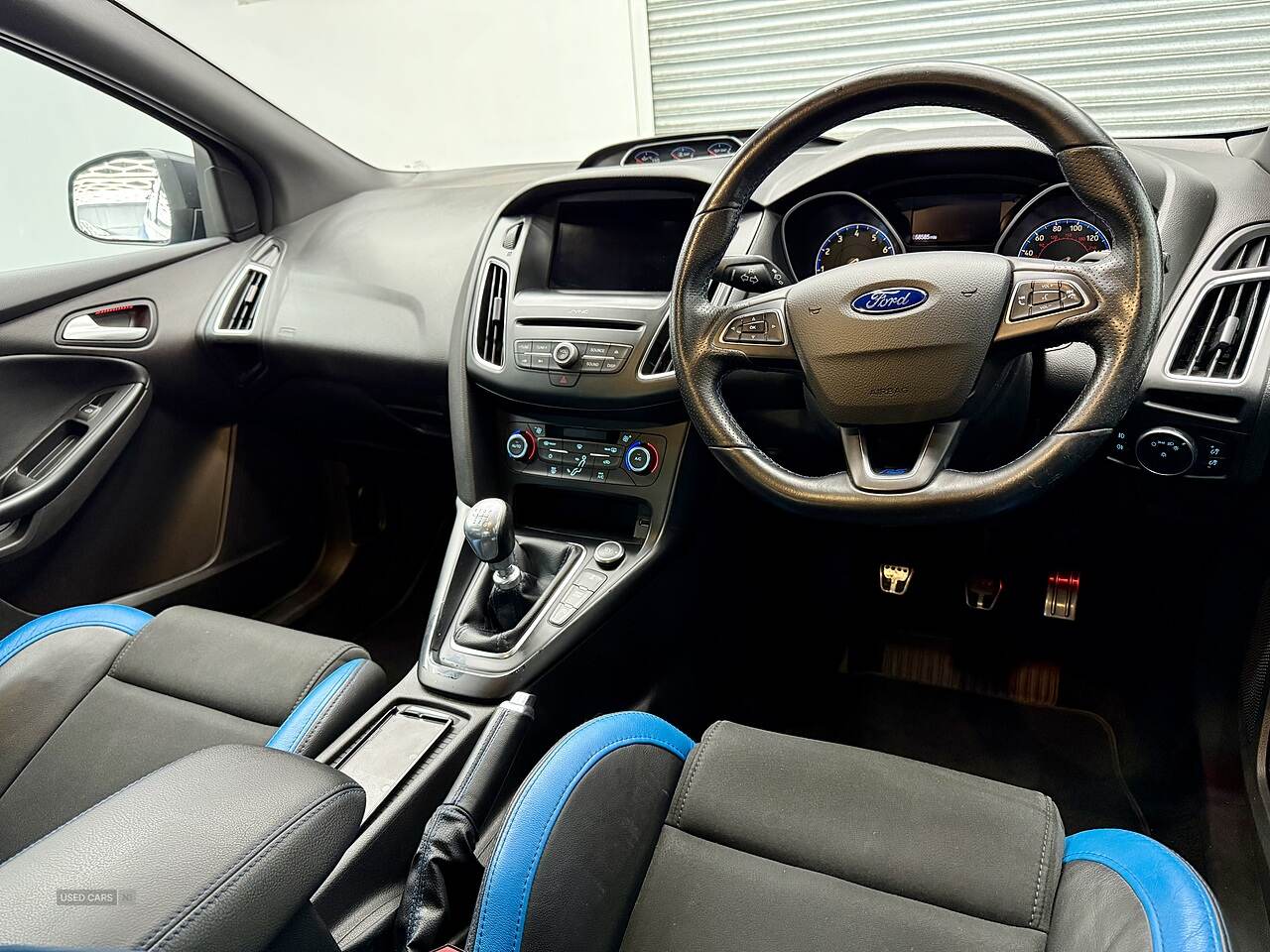  2016 Ford Focus 2.3T EcoBoost RS Hatchback 5dr Petrol Manual AWD Euro 6 (s/s) (350 ps)