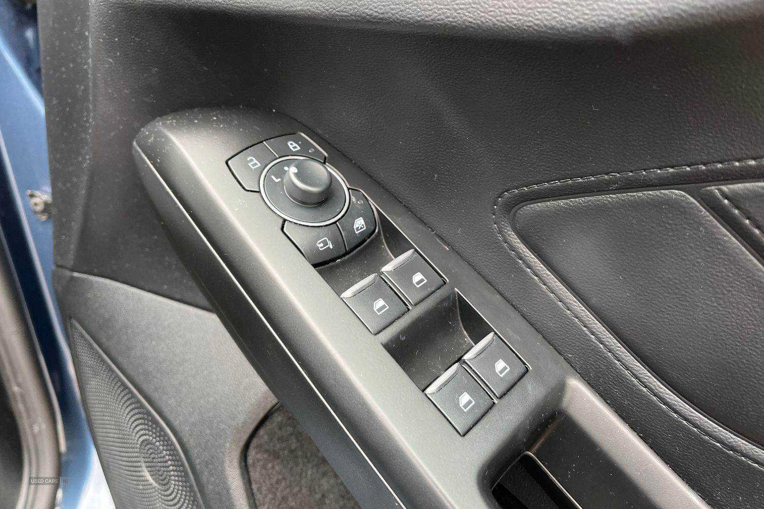 Dec 2023 Ford Focus 1.0 EcoBoost Hybrid mHEV ST-Line 5dr