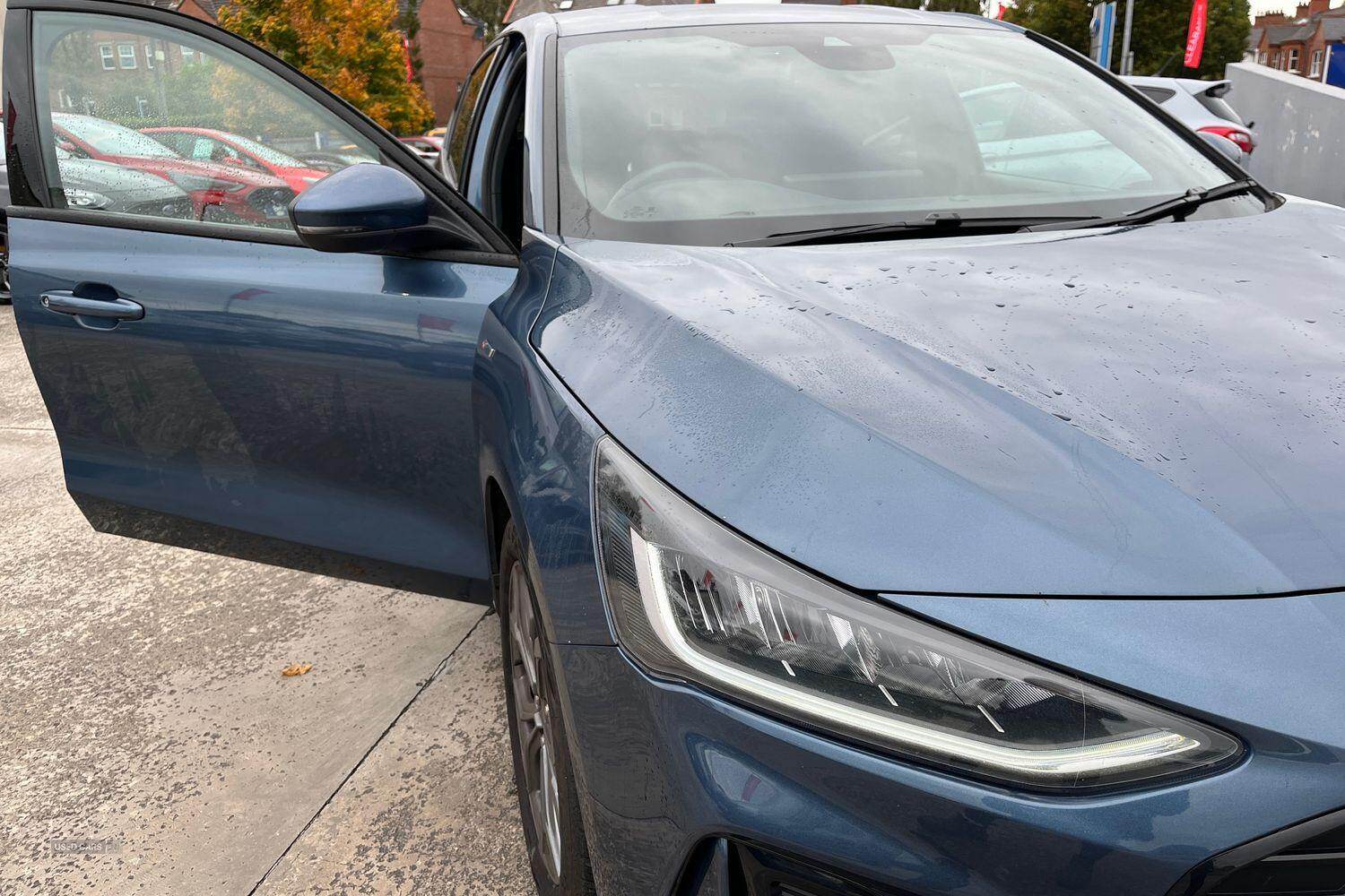 Dec 2023 Ford Focus 1.0 EcoBoost Hybrid mHEV ST-Line 5dr