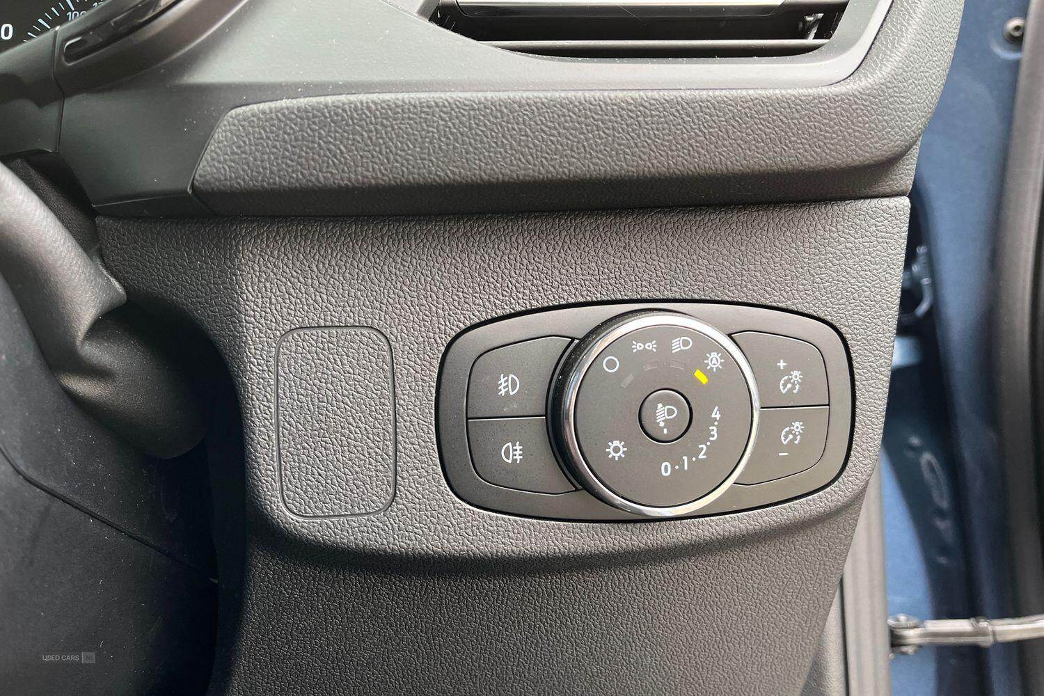 Dec 2023 Ford Focus 1.0 EcoBoost Hybrid mHEV ST-Line 5dr