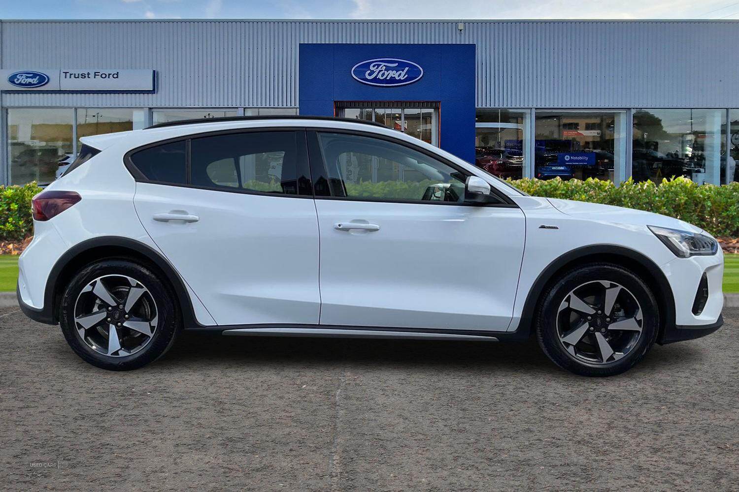Dec 2023 Ford Focus 1.0 EcoBoost Hybrid mHEV Active 5dr
