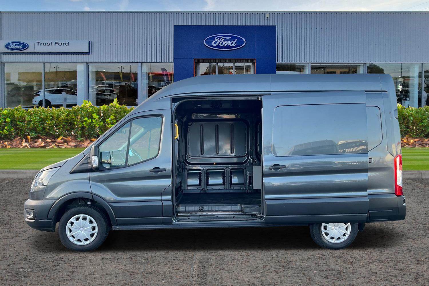 Mar 2023 Ford Transit 135kW 68kWh H3 Trend Van Auto