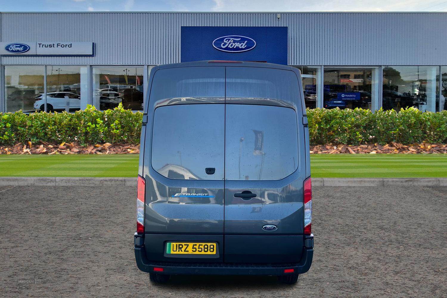 Mar 2023 Ford Transit 135kW 68kWh H3 Trend Van Auto