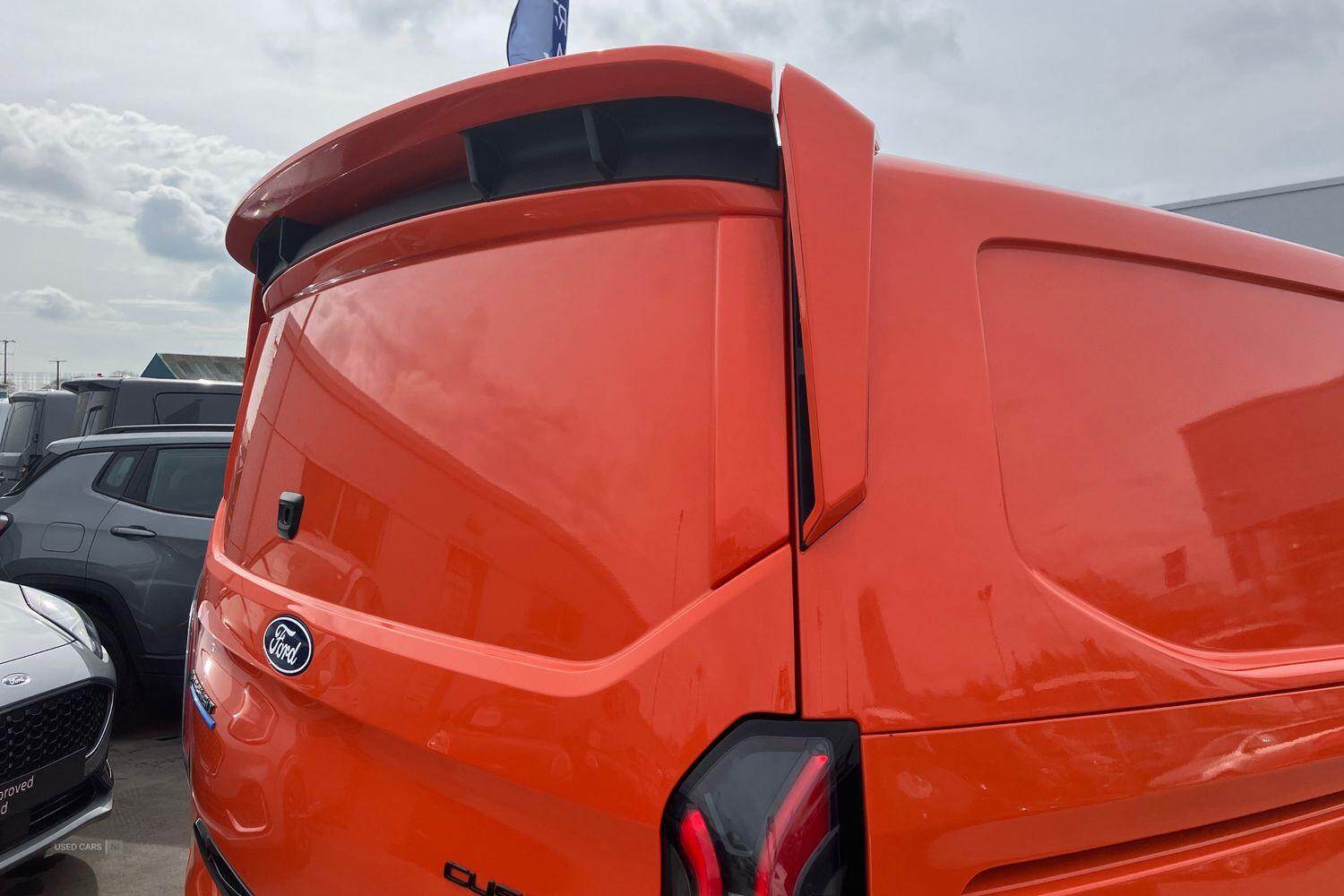 Jan 2025 Ford Transit Custom 210kW 65kWh H1 Double Cab Van MS-RT Auto