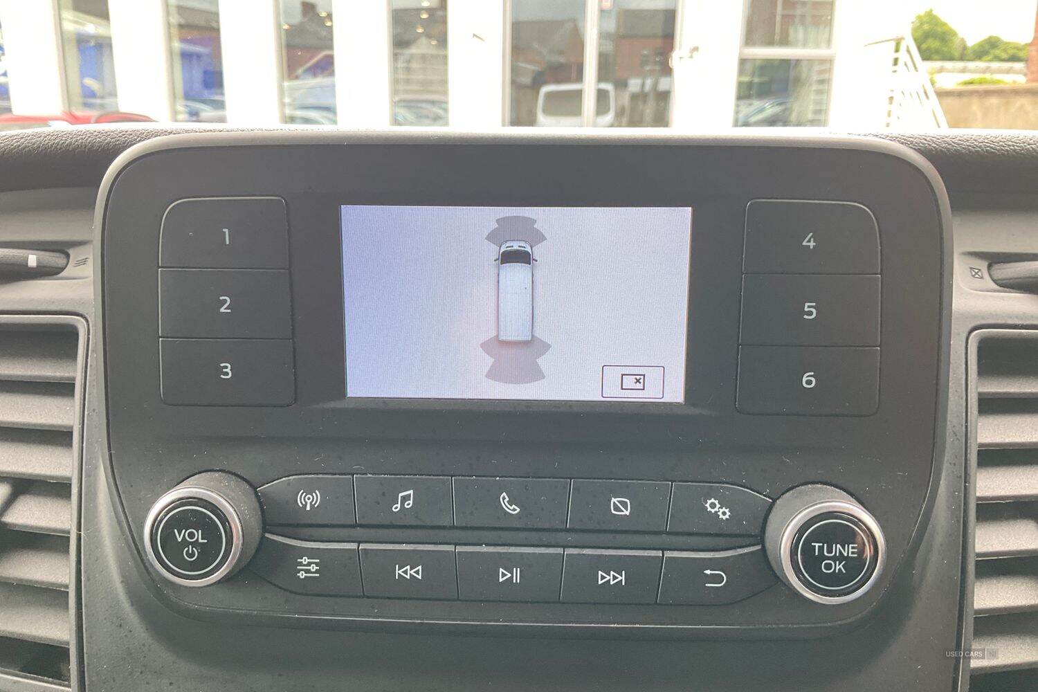 Dec 2021 Ford Transit Custom 2.0 EcoBlue 130ps Low Roof Leader Van