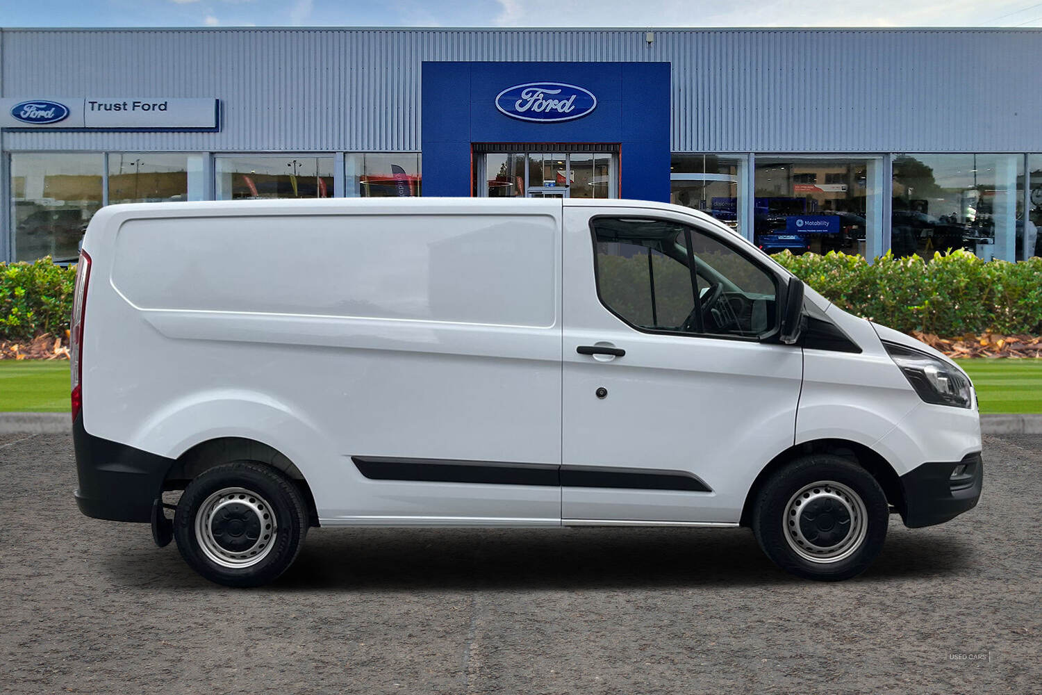Dec 2021 Ford Transit Custom 2.0 EcoBlue 130ps Low Roof Leader Van