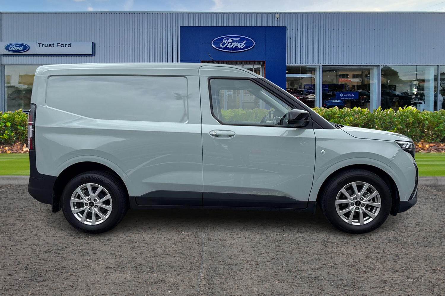 Jan 2025 Ford Transit Courier 1.5 EcoBlue Limited Van