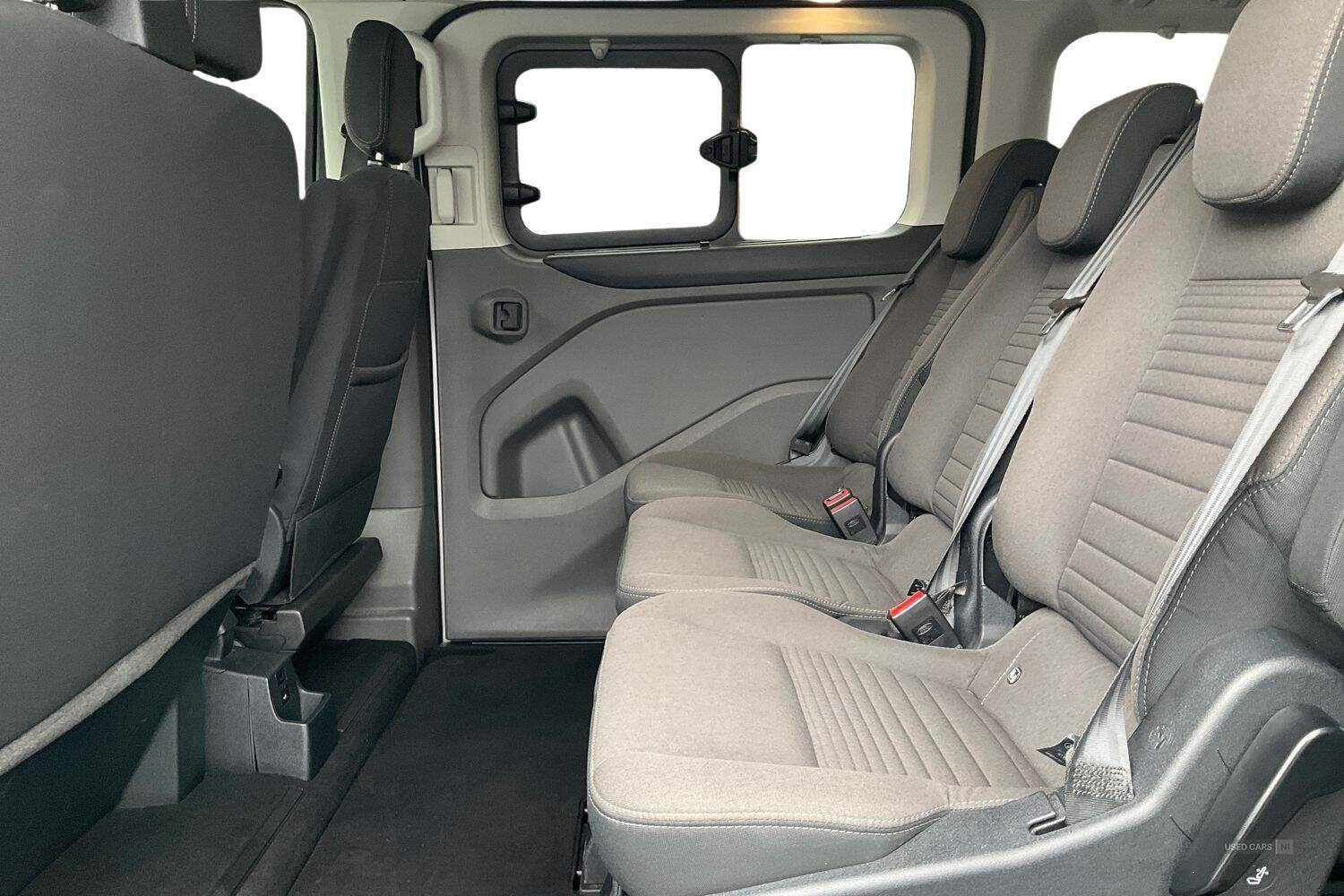 Oct 2023 Ford Tourneo Custom 2.0 EcoBlue 130ps L/R 8 Seater Titanium Auto