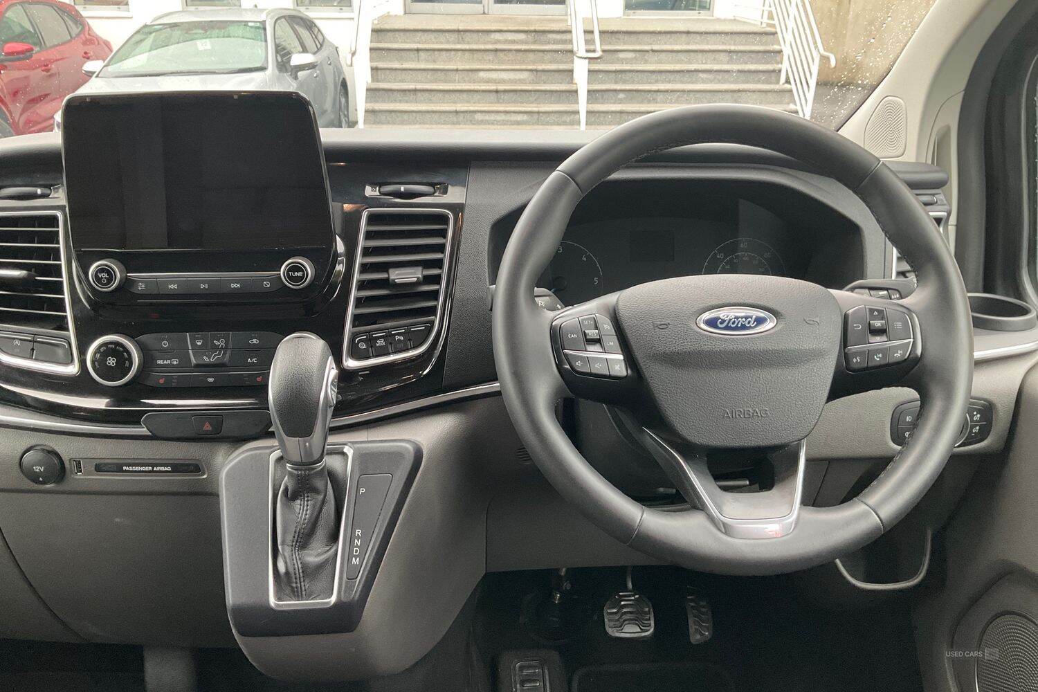 Oct 2023 Ford Tourneo Custom 2.0 EcoBlue 130ps L/R 8 Seater Titanium Auto