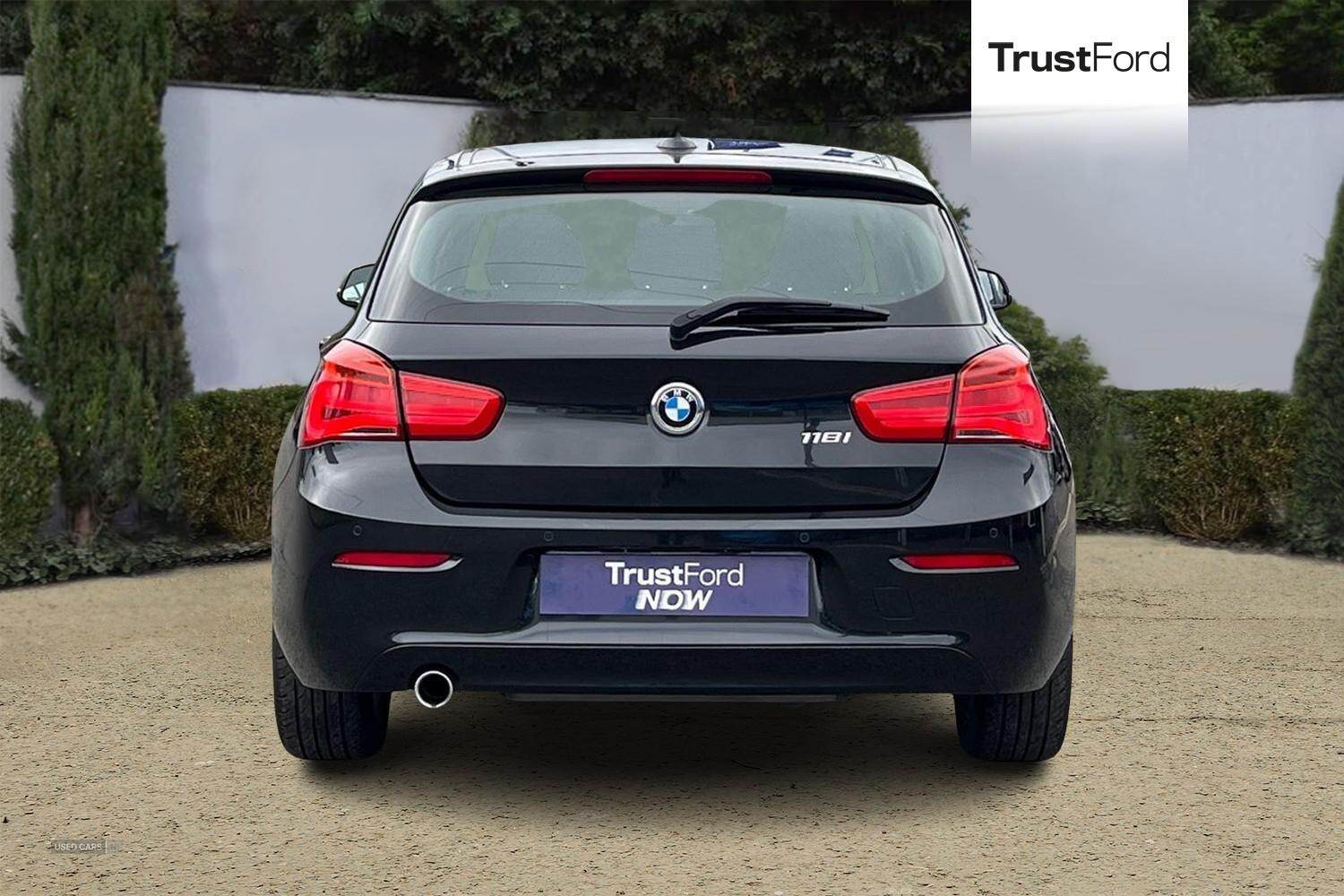  2019 BMW 1 Series 118i [1.5] SE Business 5dr [Nav/Servotronic] - 2 KEYS, REAR PARKING SENSORS, SAT NAV, DRIVE MODE SELECTOR, CRUISE CONTROL, PUSH BUTTON START