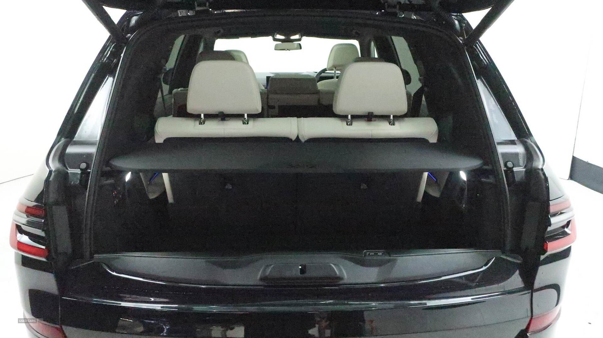 2025 BMW X7 xDrive40d M Sport