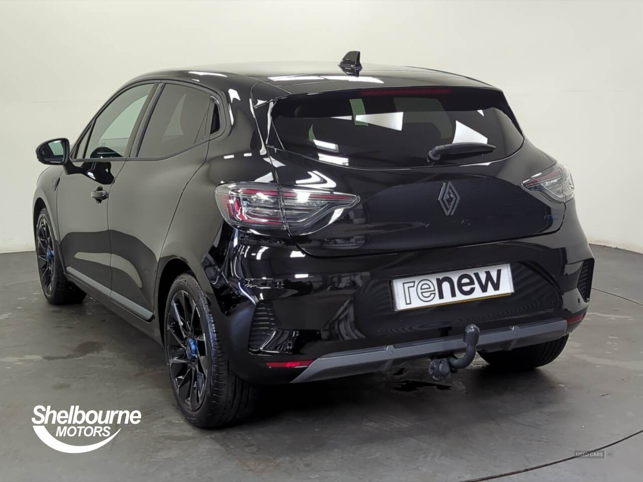 Jul 2024 Renault Clio 1.6 E-TECH full hybrid 145 Esprit Alpine 5dr Auto
